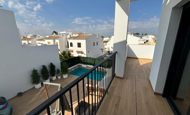 Resale - Villa Detached - Ciudad Quesada