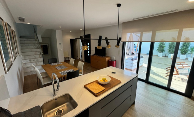 Resale - Villa Detached - Ciudad Quesada