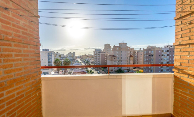 Resale - Apartment - Torrevieja - Nueva Torrevieja