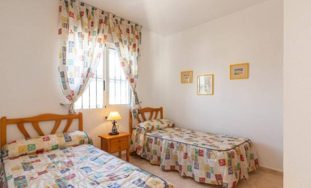 Herverkoop - Apartment - Orihuela Costa - La Zenia