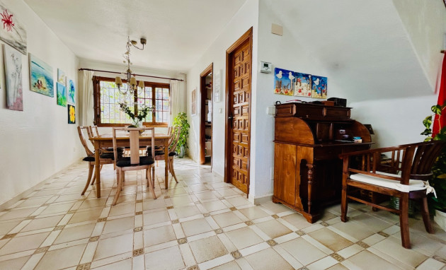 Resale - Terraced house - Orihuela Costa - Villamartín