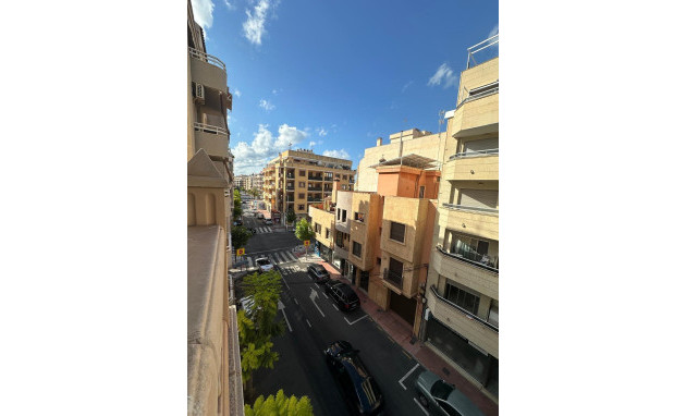 Revente - Apartment - Torrevieja - Centro