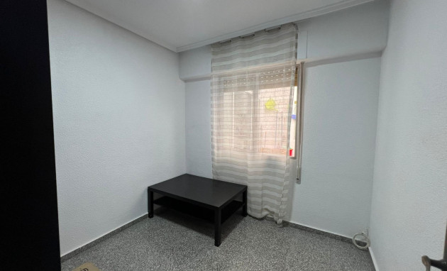 Resale - Apartment - Dolores - CENTRO