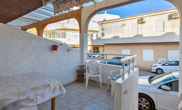 Herverkoop - Terraced house - Torrevieja - Acequion