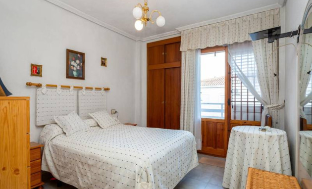 Herverkoop - Terraced house - Torrevieja - Acequion