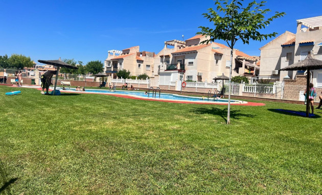 Herverkoop - Bungalow - Gelijkvloers - Orihuela Costa - Los Dolses