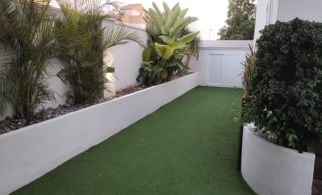 Herverkoop - Terraced house - Torrevieja - Torretas