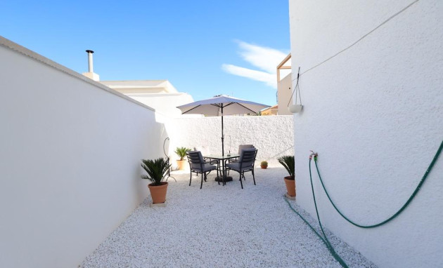 Herverkoop - Bungalow - Gelijkvloers - Torrevieja - Los Frutales