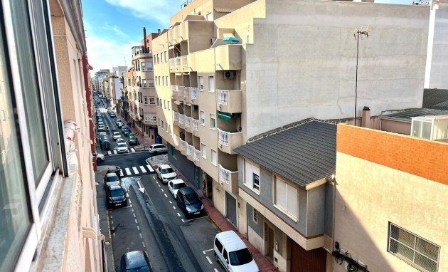 Herverkoop - Apartment - Torrevieja - Playa de los locos