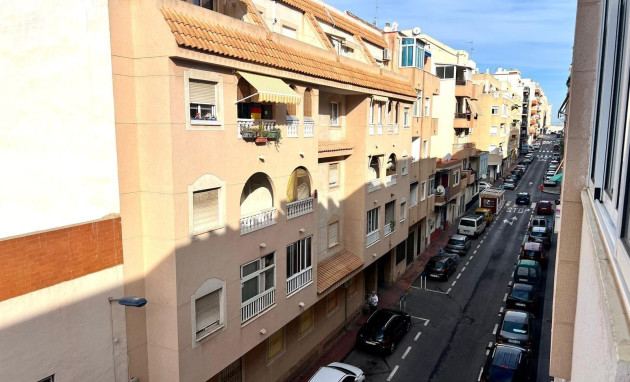 Herverkoop - Apartment - Torrevieja - Playa de los locos