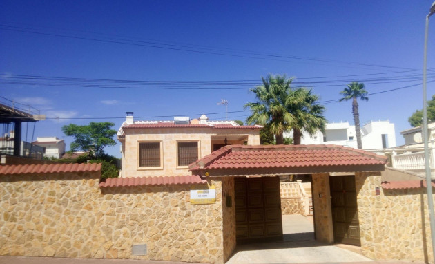 Herverkoop - Villa - Torrevieja - Eliseos playa