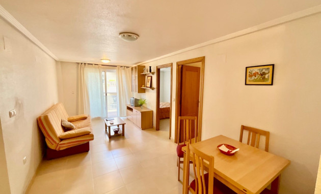 Herverkoop - Apartment - Torrevieja - Centro