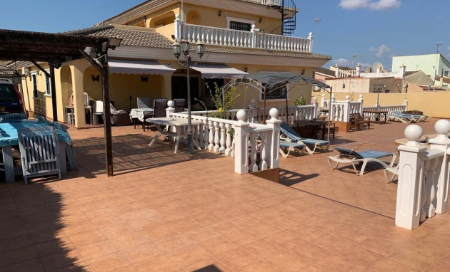 Resale - Villa - Torrevieja - Los altos