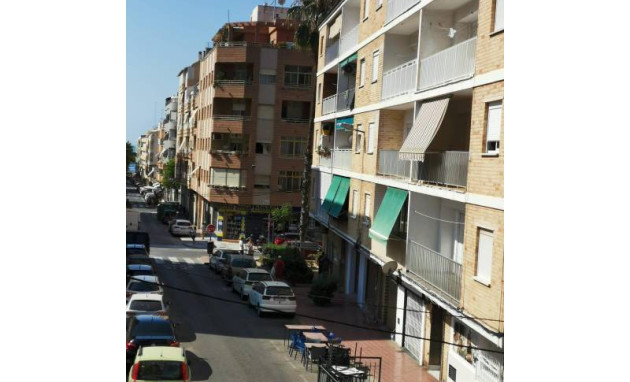 Herverkoop - Apartment - Torrevieja - Estacion de autobuses