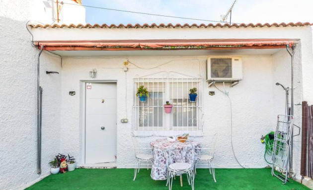 Herverkoop - Bungalow - Gelijkvloers - Torrevieja - Torretas