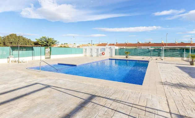 Herverkoop - Bungalow - Gelijkvloers - Torrevieja - Torretas