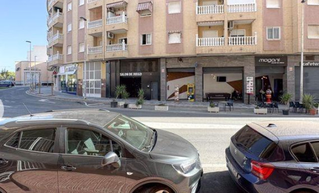 Herverkoop - Apartment - Torrevieja - Centro