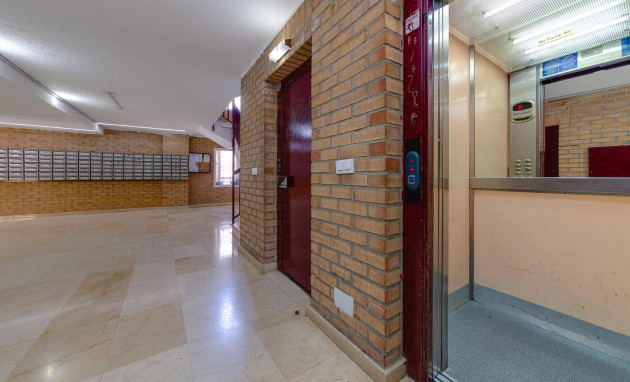 Herverkoop - Apartment - Torrevieja - Centro