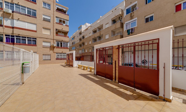 Herverkoop - Apartment - Torrevieja - Centro