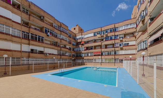 Herverkoop - Apartment - Torrevieja - Centro