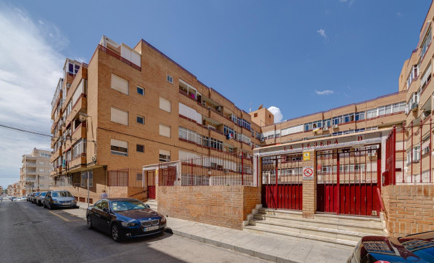 Herverkoop - Apartment - Torrevieja - Centro