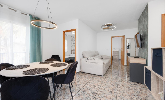 Herverkoop - Apartment - Torrevieja - Acequion