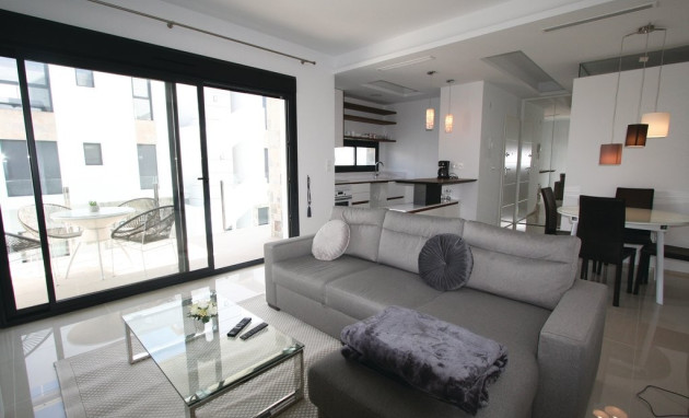 Reventa - Apartment - Arenales del Sol