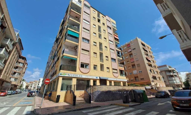 Herverkoop - Apartment - Torrevieja - Playa del cura