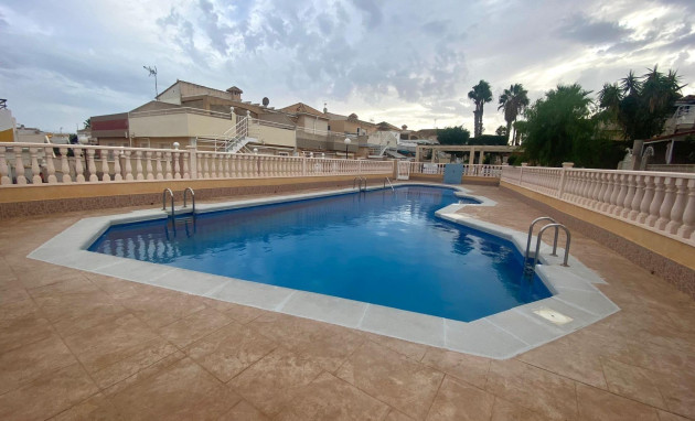 Herverkoop - Bungalow - Gelijkvloers - Torrevieja - Los altos