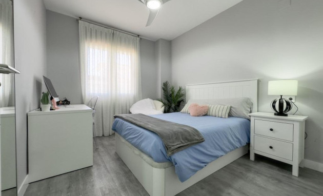 Herverkoop - Apartment - Torrevieja - La Mata