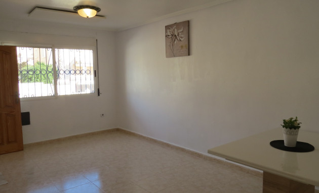 Resale - Semi detached Villa - Orihuela Costa - Los Altos