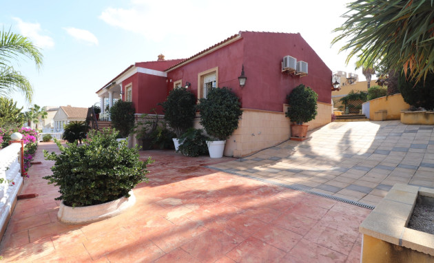 Herverkoop - Detached Villa - Algorfa - Lomas de La Juliana