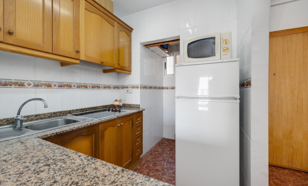 Herverkoop - Apartment - Torrevieja - Estacion de autobuses