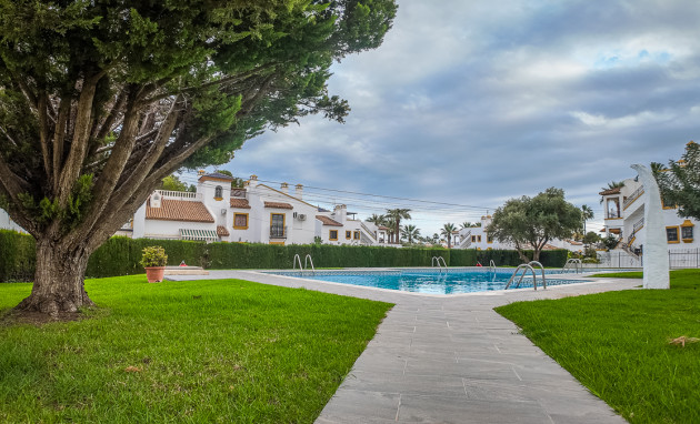 Herverkoop - Semi-Detached - Orihuela Costa - Villa Martin