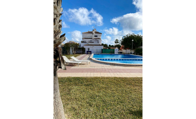 Herverkoop - Apartment - Orihuela Costa - Punta Prima