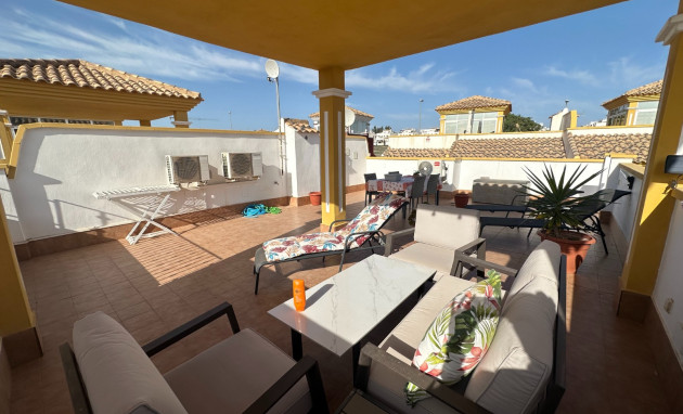 Herverkoop - Town house / semi detached - Orihuela - Entre Naranjos Vistabella