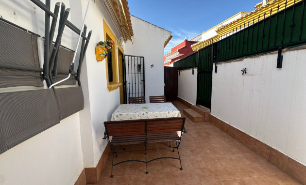 Herverkoop - Town house / semi detached - Orihuela - Entre Naranjos Vistabella