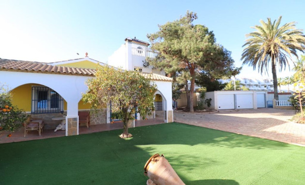 Herverkoop - Villa - Orihuela Costa - Los Dolses