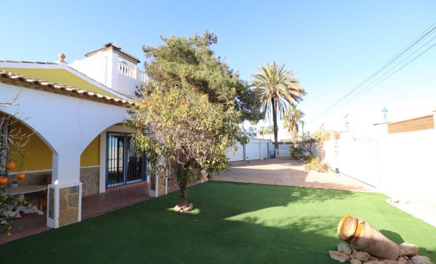 Herverkoop - Villa - Orihuela Costa - Los Dolses