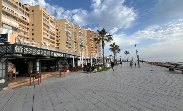 Herverkoop - Apartment - Torrevieja - Playa del cura