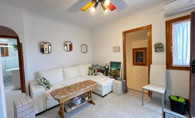 Herverkoop - Bungalow - Gelijkvloers - Torrevieja - Aguas nuevas 2