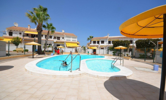 Herverkoop - Bungalow - Gelijkvloers - Torrevieja - Aguas nuevas 2