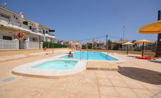 Herverkoop - Bungalow - Gelijkvloers - Torrevieja - Aguas nuevas 2