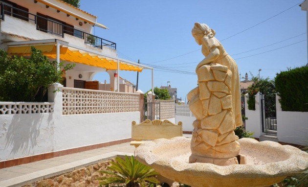 Herverkoop - Bungalow - Gelijkvloers - Torrevieja - Aguas nuevas 2