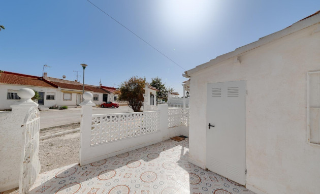 Herverkoop - Bungalow - Gelijkvloers - Torrevieja - Torretas