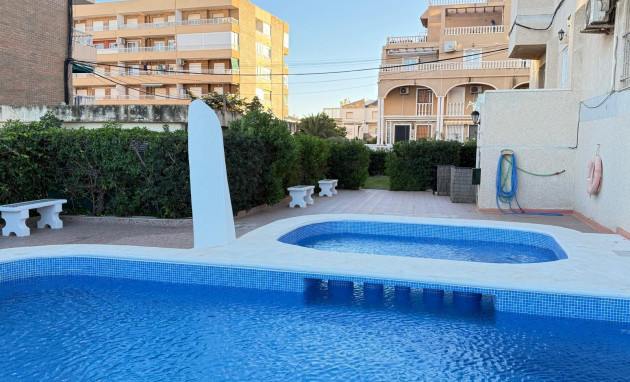 Herverkoop - Apartment - Torrevieja - Punta prima