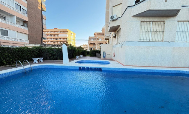 Herverkoop - Apartment - Torrevieja - Punta prima