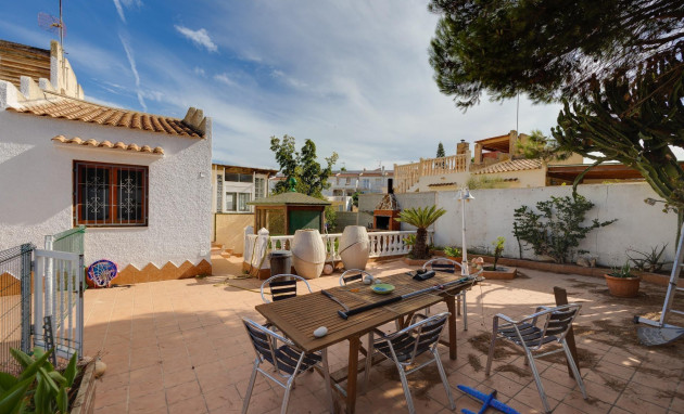 Herverkoop - Villa - Torrevieja - La Siesta - El Salado - Torreta