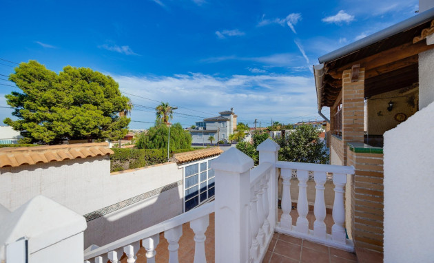 Herverkoop - Villa - Torrevieja - La Siesta - El Salado - Torreta