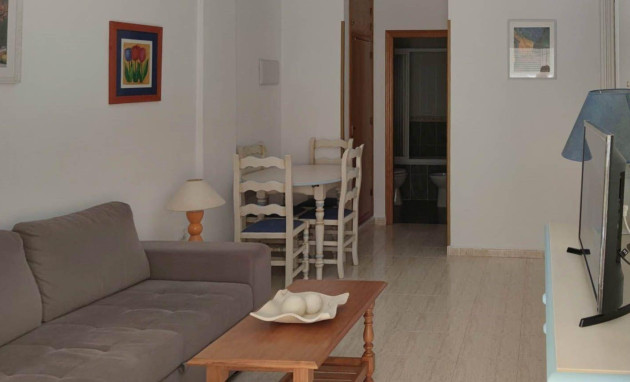 Herverkoop - Apartment - Torrevieja - Estacion de autobuses